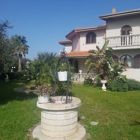 La Casa Delle Rose 1 Villa Giba Екстериор снимка
