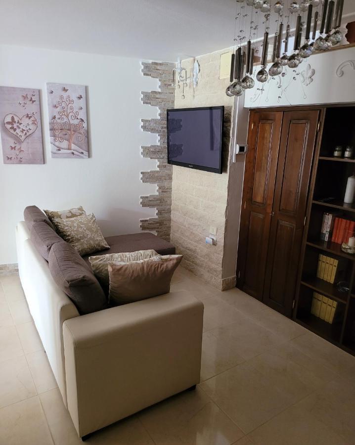 La Casa Delle Rose 1 Villa Giba Екстериор снимка