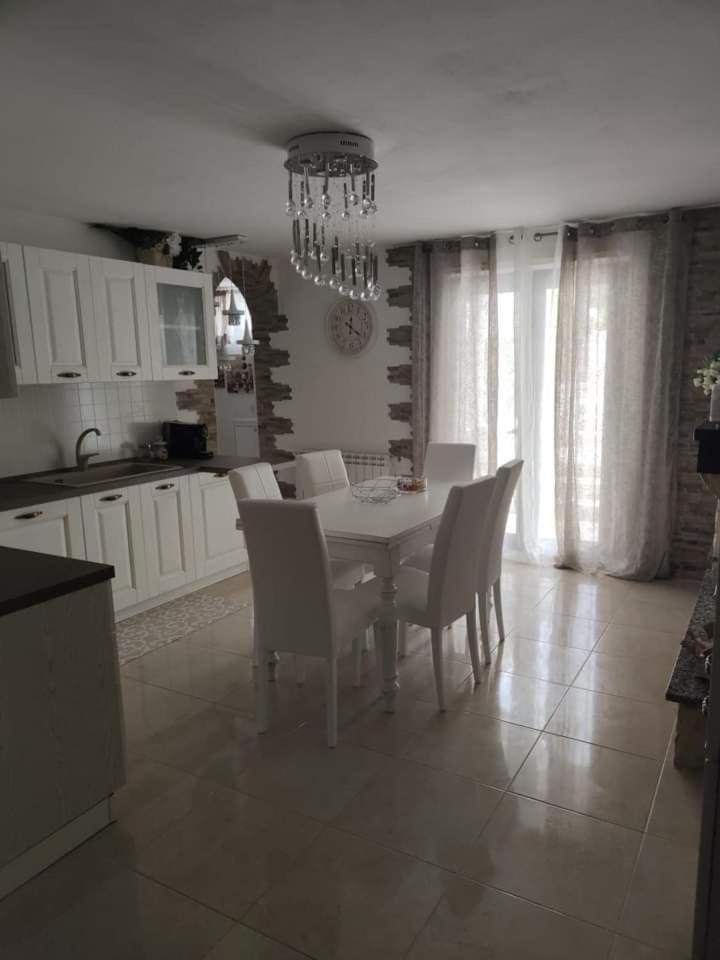 La Casa Delle Rose 1 Villa Giba Стая снимка